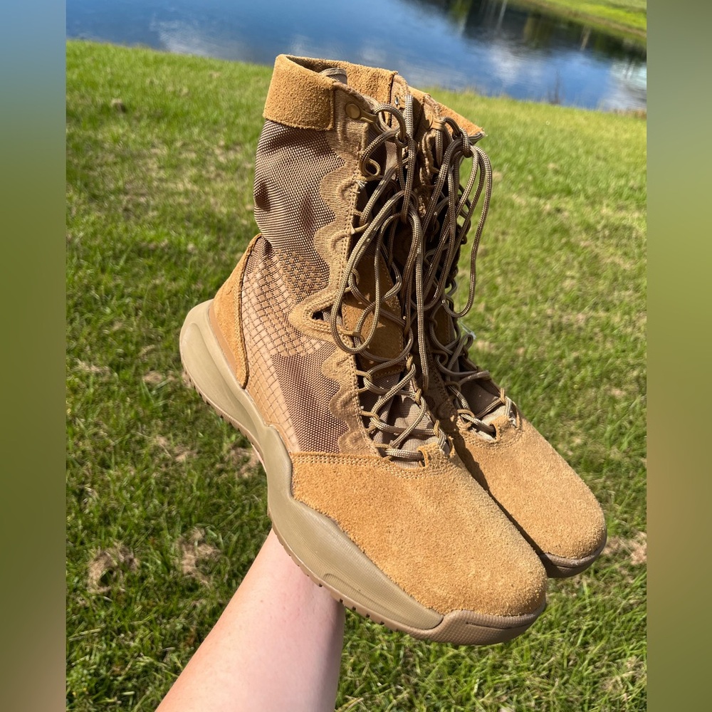 NWOT Nike SFB B1 Tactical Hiking Boots Size 13